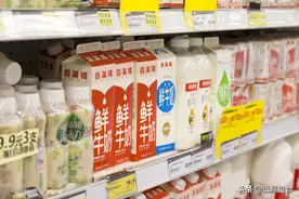 懂行人买牛奶，别光看价格，认准包装“3行字”，挑到健康好牛奶图片