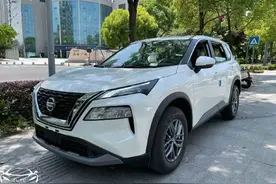 从年销20万辆到月销千辆，奇骏把好牌打得稀烂，如今75折难卖图片