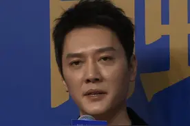 肥肚腩、大眼袋、憔悴老态，离婚后的冯绍峰怎么变成这样了？图片