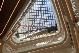 贵州首座奢侈品购物中心登场图片