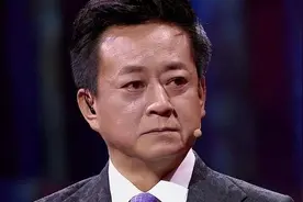 从“央视一哥”到跌落神坛，消失那三年的朱军到底经历了什么？图片