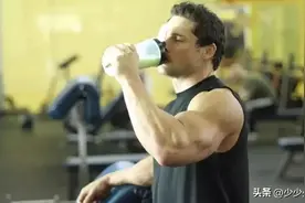 健身避坑：训练后立刻喝蛋白粉，肌肉会变大吗？图片