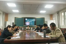 茅桥小学开展“学习新课标，构建新课堂”数学教学研讨活动图片