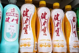 他曾塑造了一个行业，对李宁有知遇之恩，却最终戴罪病逝图片