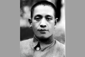 国军“好色将军”活了103岁，曾三次死里逃生，儿子是知名影星图片