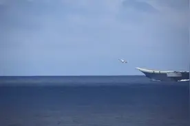 日本囤武西南诸岛，准备干涉台海局势，辽宁舰果断现身冲绳海域图片