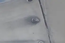 专家分析CA1912航班机翼螺丝松动：属于次要结构，不影响飞行安全图片