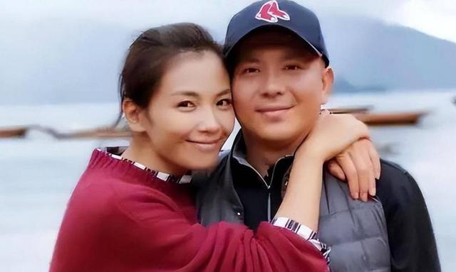事实证明，“国民女神”刘涛，已经走上了另外一条“不归路”