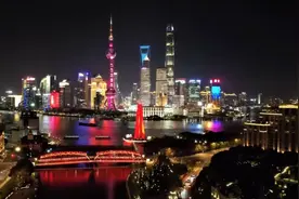 女下属该怎么跟男上司相处图片