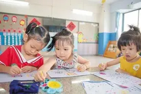 催生三胎效果不佳？有关专家提出新方案，获得多数大学生支持图片