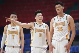 CBA快讯：山西有意续约张宁，新疆后卫补强 有球队顶薪报价高诗岩图片