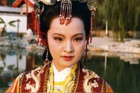 贾元春是通过什么方式入宫的？是通过参加选秀进入宫中的吗？图片