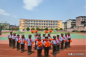 桃矿中学：活力啦啦操，舞出精彩图片