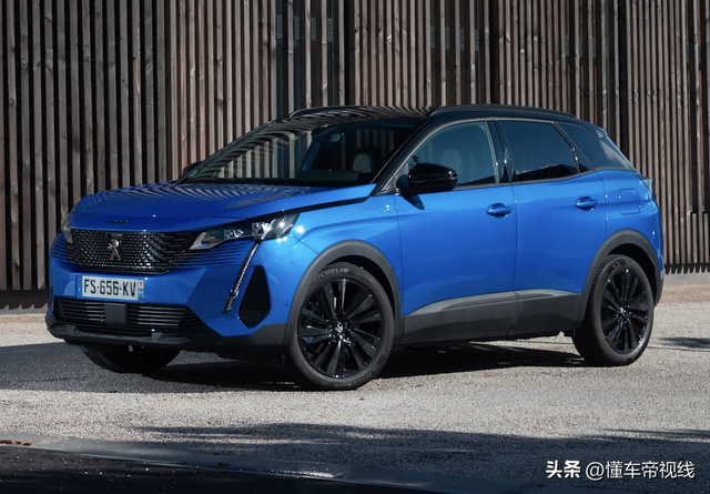 新车 | 配全新悬浮式连体屏，新一代标致3008内饰曝光，今年9月发布