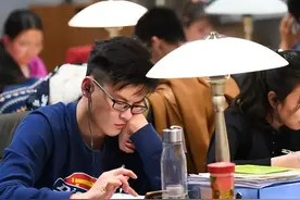 多所高校不再招收“专升本”？高校回应耐人寻味，学生看完有点懵图片