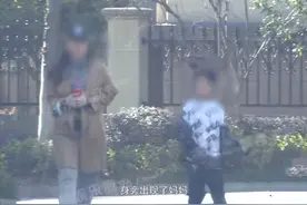 张颂文妻儿罕露面！妻子高挑颜值出众，捧青菜回家招待“唐小龙”图片