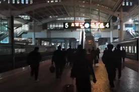 火车笔记：坐到了列车上最好的位置对面图片