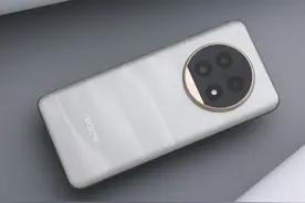 LYT600长焦首秀，真我13 Pro+评测：1999起的LYT701+骁龙7s Gen 2图片