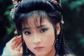 60岁戚美珍，与苗侨伟恩爱32年，嫁对了人到底有多幸福图片