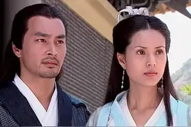 52岁连凯全家定居内地，经营化妆培训中心，近照胡子拉碴男人味足图片