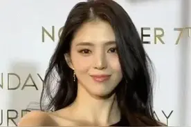 气质女神韩素希图片