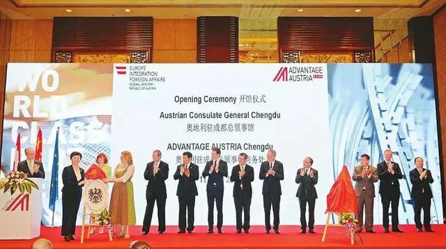 “领馆第三城”是怎样炼成的？