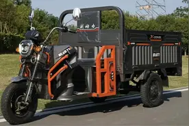 载重型三轮车来了，最大能拉3000斤，皮实耐用，适合乡镇爬山载货图片