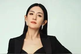 有她存在的地方，必定有无数的欢笑图片