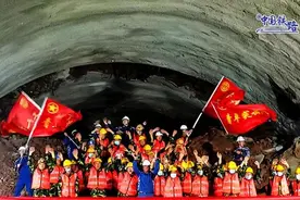 设计时速350公里！今日贯通！图片