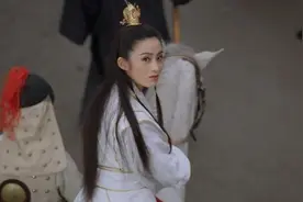 张敏时隔29年再与王晶合作，但面部僵硬难做表情，一切都物是人非图片