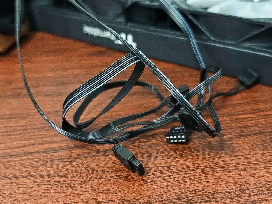 1000出头,新装的TT主机真的很帅,这才是男孩子第一台海景房主机