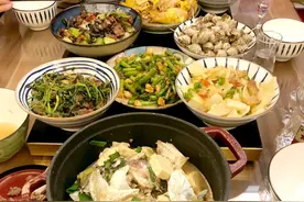 在上海请大哥一家吃饭，200元做了10道菜，老婆说我太抠门图片