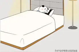 为什么酒店床上会放四个枕头？图片