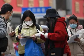 新入职公务员培训，放眼几乎全是女生，基层体制内成了“女儿国”图片