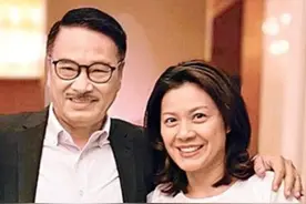 吴孟达病逝两年了，再看妻子侯珊燕的选择，才知道达叔有多聪明图片