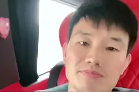 “嘎子哥”谢孟伟参加华表奖被拒入场，这次人设彻底崩塌了图片