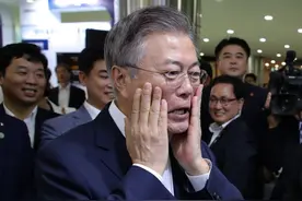 两位总统候选人朝女性“开炮”，闹了几十年的韩国女权，踢到铁板图片