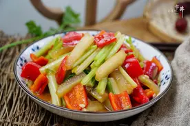 春吃芽，夏吃瓜，菜市场碰上这6种瓜别手软，营养又消暑图片