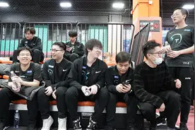 LPL最惨的队伍出炉？TT战队人员还没齐，首周竟然有三场赛事图片