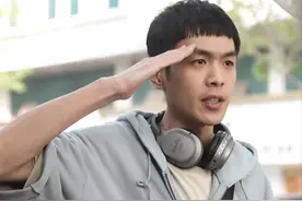 6位瘦成“纸片人”的男星，文物脸筷子腿，男孩子太瘦了好看吗？图片