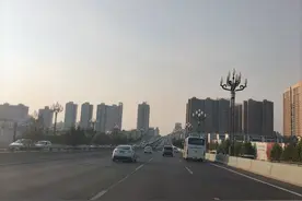 故地重游图片