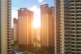 我，15年到华为上班，经过7年努力，在深圳买2套房，年收入150万图片