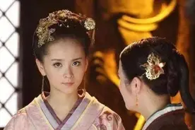 汉景帝的妃子因来例假，让身边宫女去侍寝，结果创作出了一个成语图片