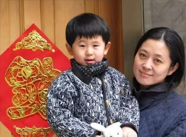 倪萍：感谢陈凯歌当年不娶之恩，我儿子很孝顺，丈夫是绝世好男人