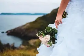 亲人逝去，不掉眼泪的人，大多是以下几种人图片