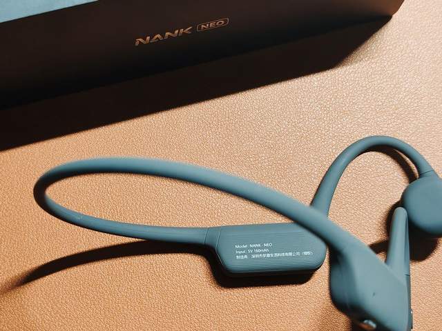南卡Neo骨传导运动耳机，佩戴舒适音质绝佳，质价比十足