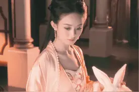 原来嫦娥不过是“月宫仙子”，神话里她才是真月神，是创世神之一图片