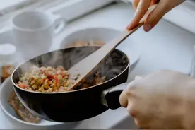 吃剩饭剩菜会致癌？别再上当了，这才是真相图片