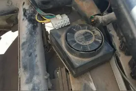 绿佳电瓶车（电动车）改装nfc或手机蓝牙启动及加装电子坐桶开关图片