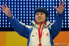 一夜火上热搜！唠嗑式解说再次出圈，王濛竟成最大明星图片